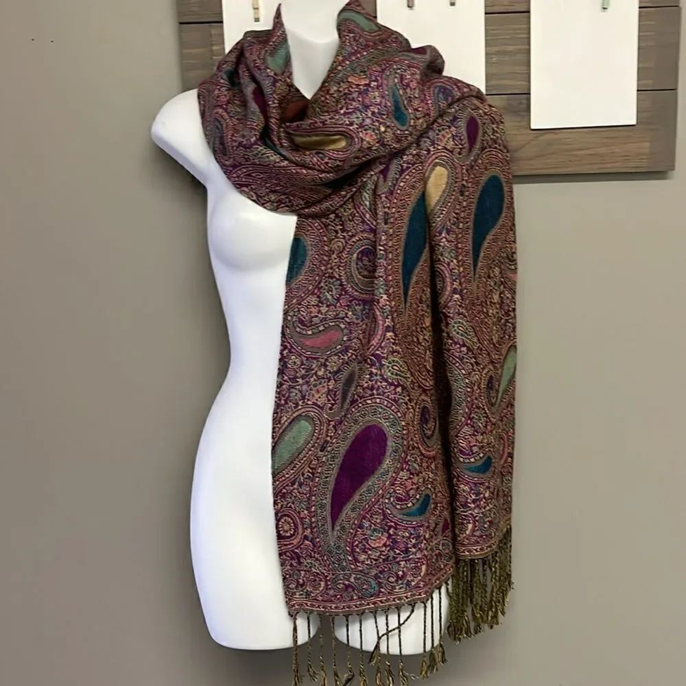 Beautiful Purple Blue Green Tan Paisley Pattern Pashmina Wrap Scarf w/ Tassel-OS